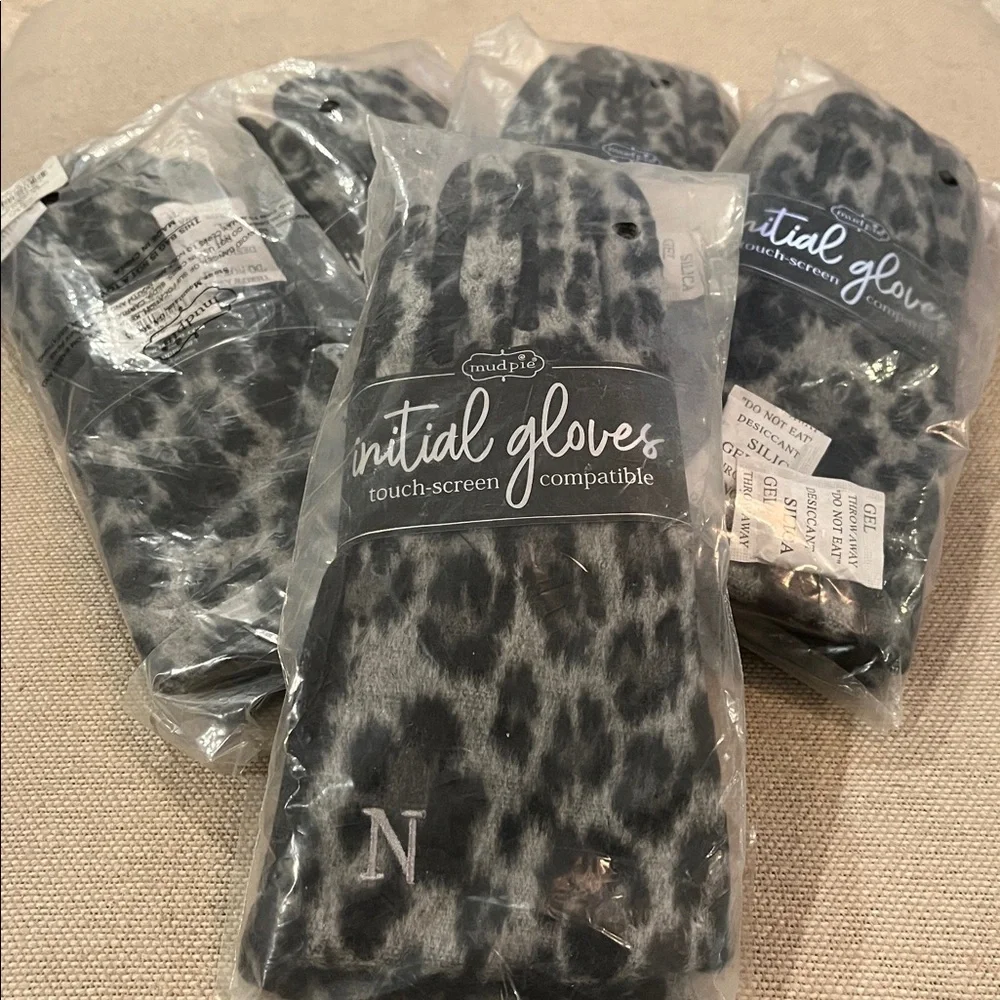 Mud Pie INITIAL LEOPARD GLOVES/D, L,M,N,&T/NWT
